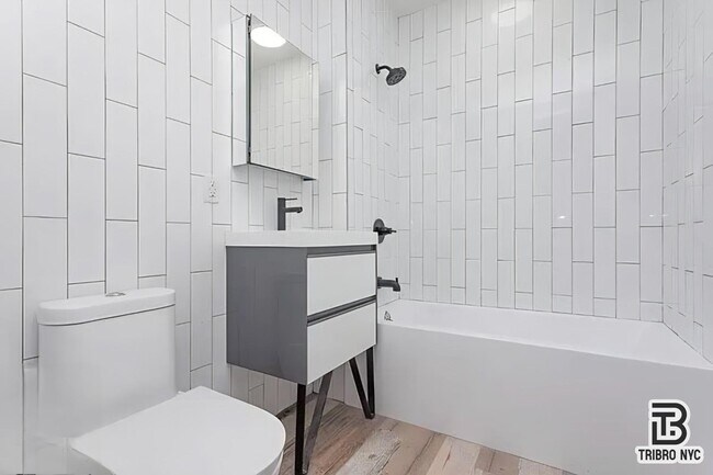 Foto del edificio - Prime 1-Bedroom Apartment – The Bushwick D...