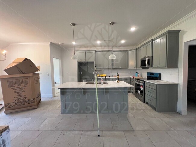 Building Photo - West Springdale/Elm Springs- Single-Family...