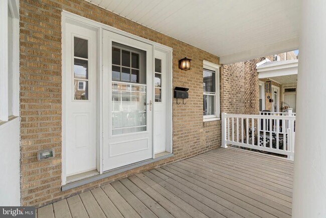 Foto del edificio - 644 Dayton Rd