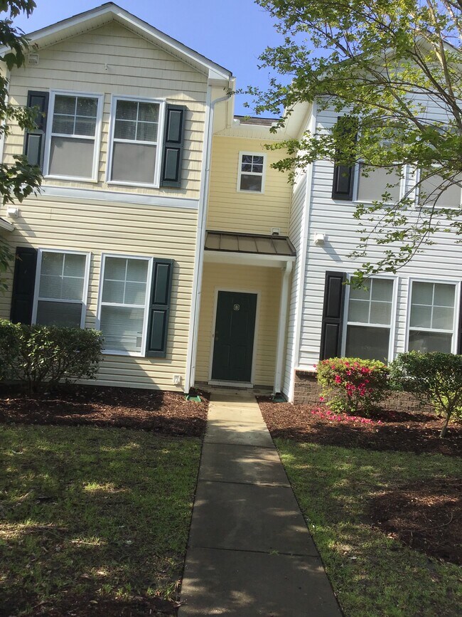 parte frontal de la unidad - 306 Kiskadee Loop