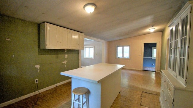 Building Photo - 2 Showell Pond Ln