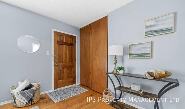 Photo du bâtiment - 5 bed | 2 Bath - Beautiful Neighbourhood