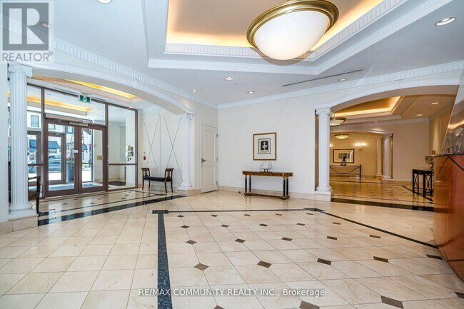 Photo du bâtiment - 980 Yonge St