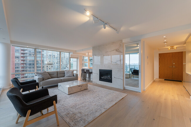 Photo du bâtiment - 1500 Howe St