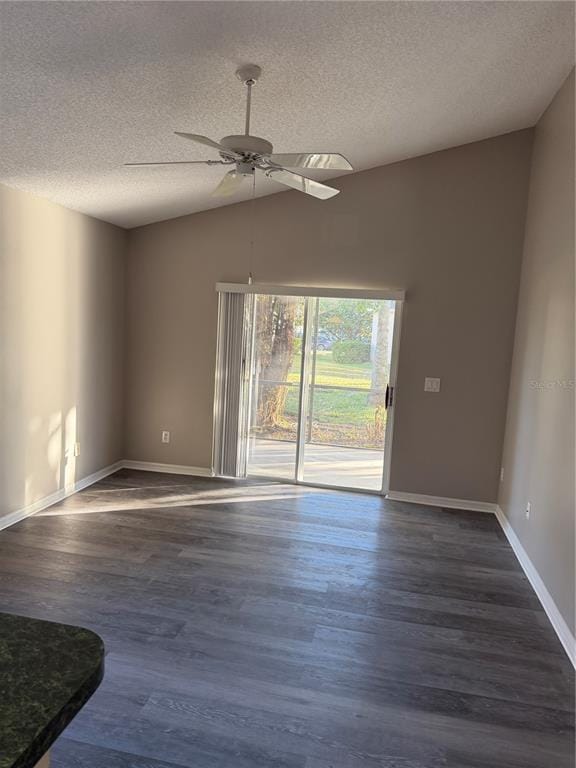 Building Photo - 13642 Emeraldview Dr