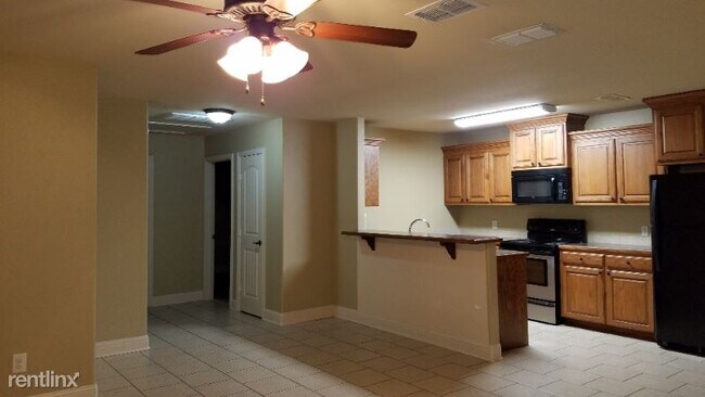Building Photo - 2 br, 1 bath Apartment - 511-1 Chestnut St
