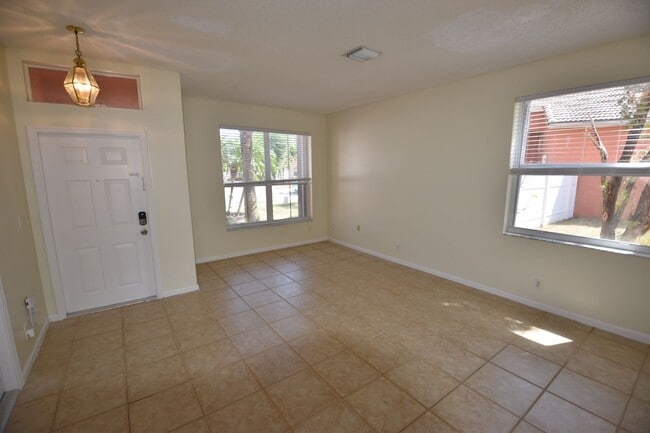 Foto del edificio - 8024 Pelican Harbour Dr