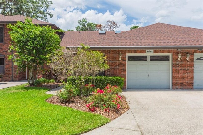 Building Photo - 6541 Brentwood Dr.