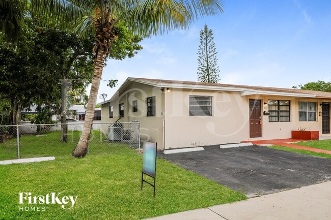 Foto del edificio - 3453 NW 191st St