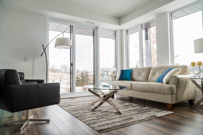 Building Photo - Kanata Lakes