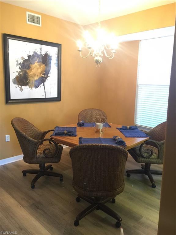 Foto del edificio - 9618 Hemingway Ln