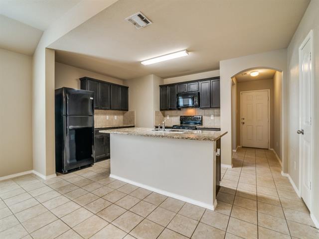 Building Photo - 2302 Tombstone Dr