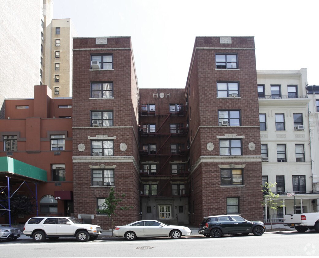 700 W 180th St - 267 W 70th St