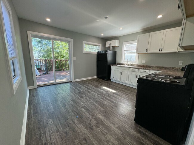 Foto del edificio - 324 Hillcrest Ave