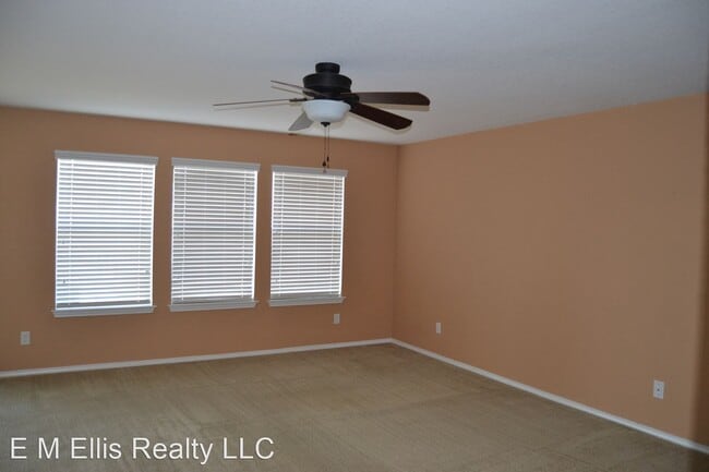 Building Photo - 4 br, 2.5 bath House - 143 Palazzo Torre