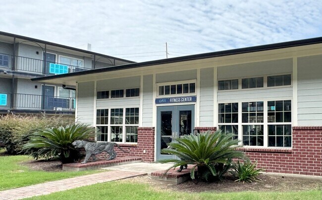 Foto del edificio - Stylish 2BR Condo in The Bradshaw – Gated Community Near LSU & LSU Lakes!