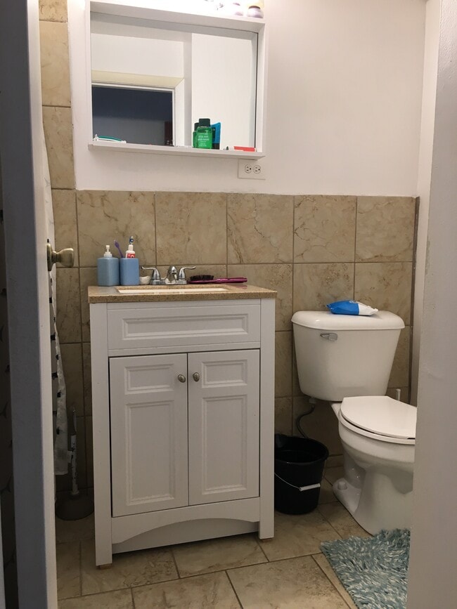 10380 Michael Todd Terrace, Glenview, IL 60025 Apartments in Glenview