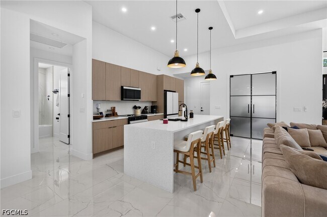 Foto del edificio - 414 Highland Ave
