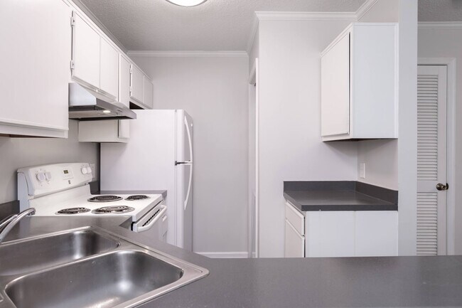 Foto del edificio - TWO ENSUITES!