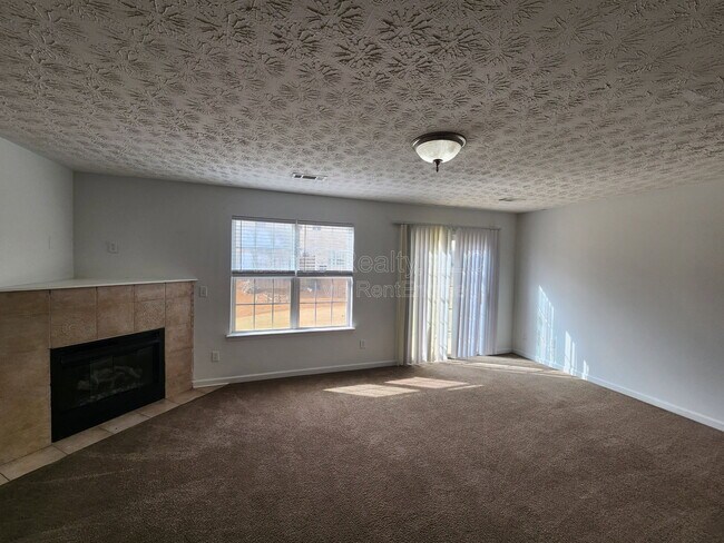 Foto del edificio - 687 Georgetown Ct