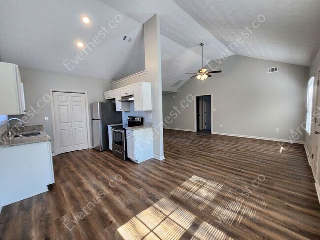 Foto del edificio - 520 Bridgeport Pl