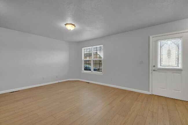 Foto del edificio - 9429 Fence Post Ct