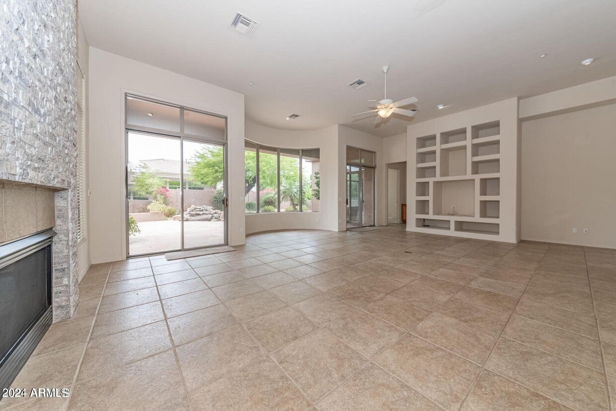 Primary Photo - 11473 E Blanche Dr