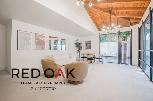 Foto del edificio - 4651 Cahuenga Blvd