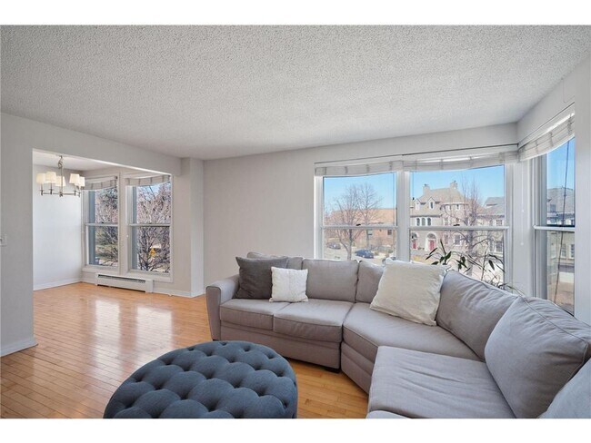 Foto del edificio - 821 Douglas Ave