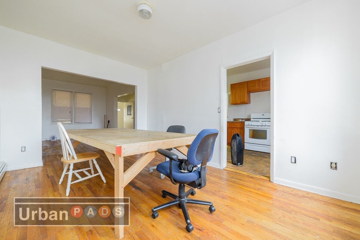 Foto principal - 954 Brooklyn Ave