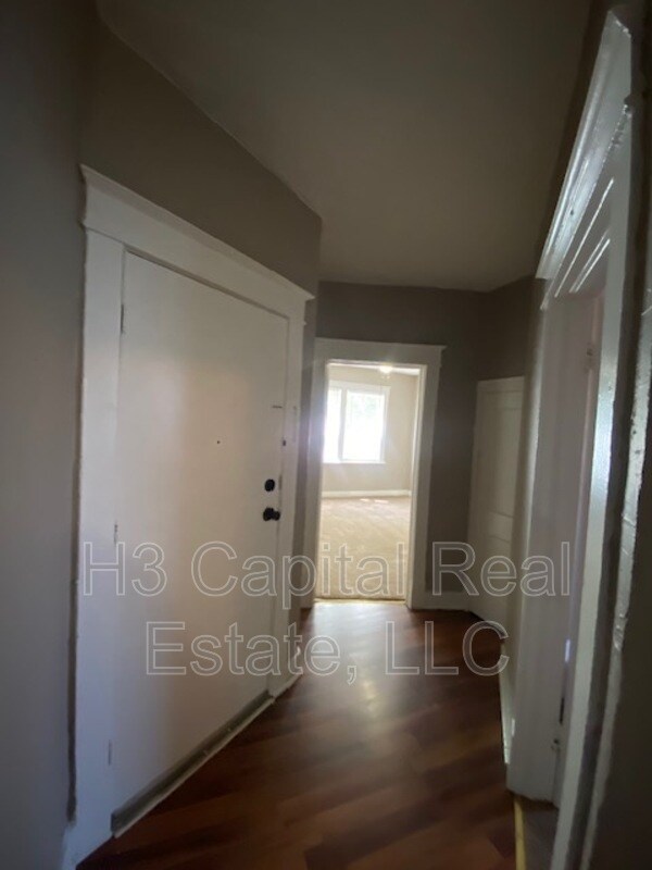 Photo - 2460 Benton St Apartment