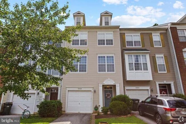 Building Photo - 23450 Dahlia Cir