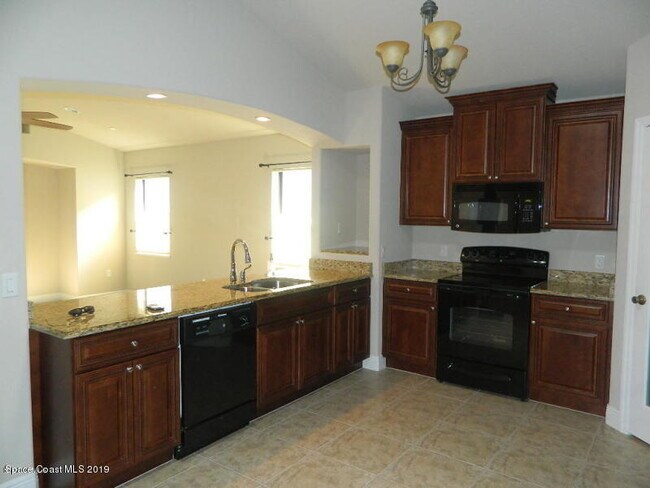 Building Photo - 1243 Becket Pl