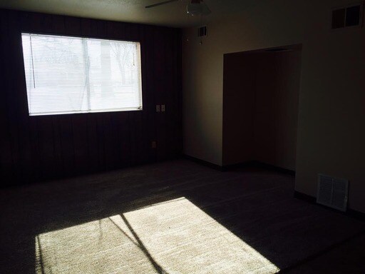Foto del edificio - 4754 Eastern Ave SE