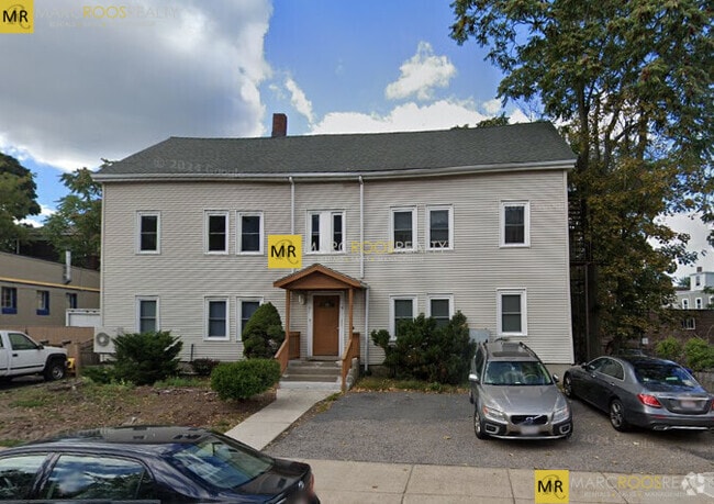 Building Photo - 19 Chestnut Hill Ave