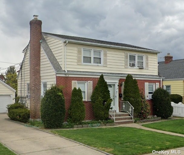 Primary Photo - 156 Cornwell Ave