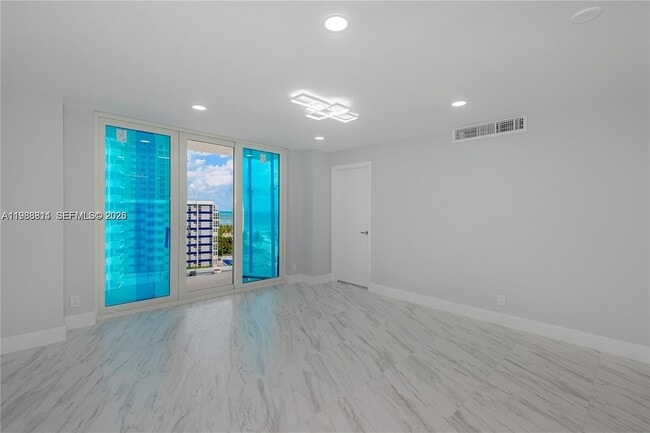 Building Photo - 3180 S Ocean Dr