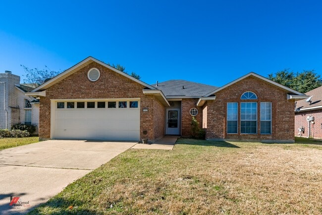 Foto del edificio - 2121 Middle Creek Blvd