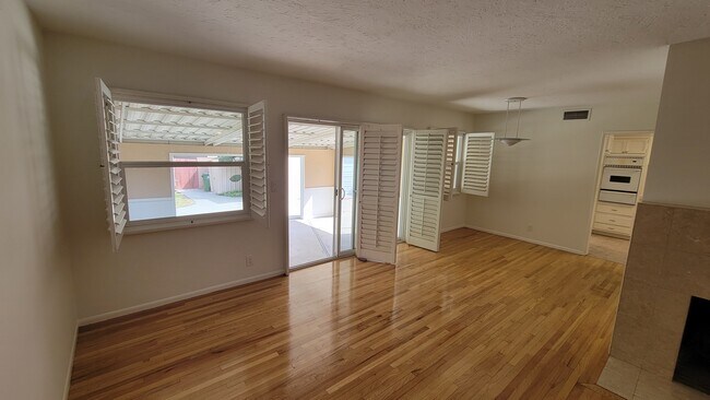 Foto del edificio - 6508 Belmar Ave