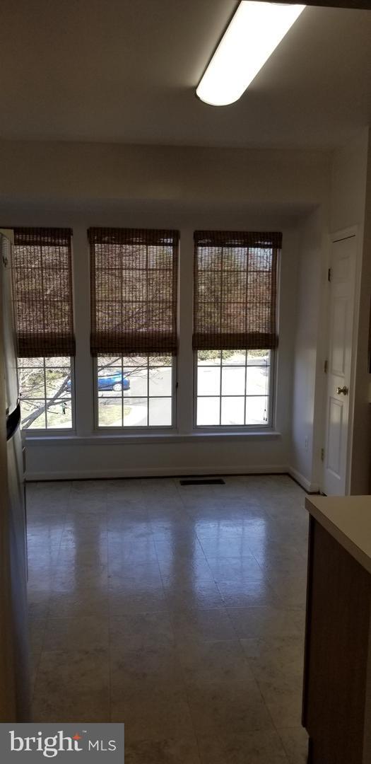 10000 Moxleys Ford Ln, Bristow, VA 20136 Condo for Rent in Bristow