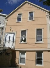 Building Photo - 332 70th St