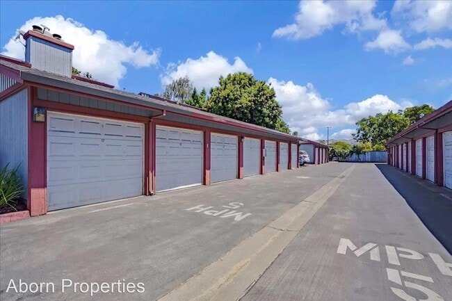 Building Photo - 2 br, 1 bath House - 80 Rancho Dr., Unit A