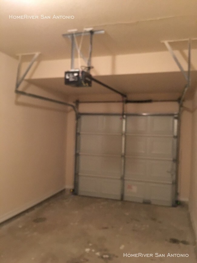 Building Photo - 14102 Veneto Drive