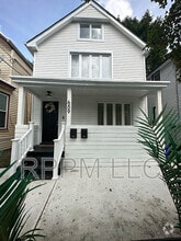 Building Photo - 659 Nassau St