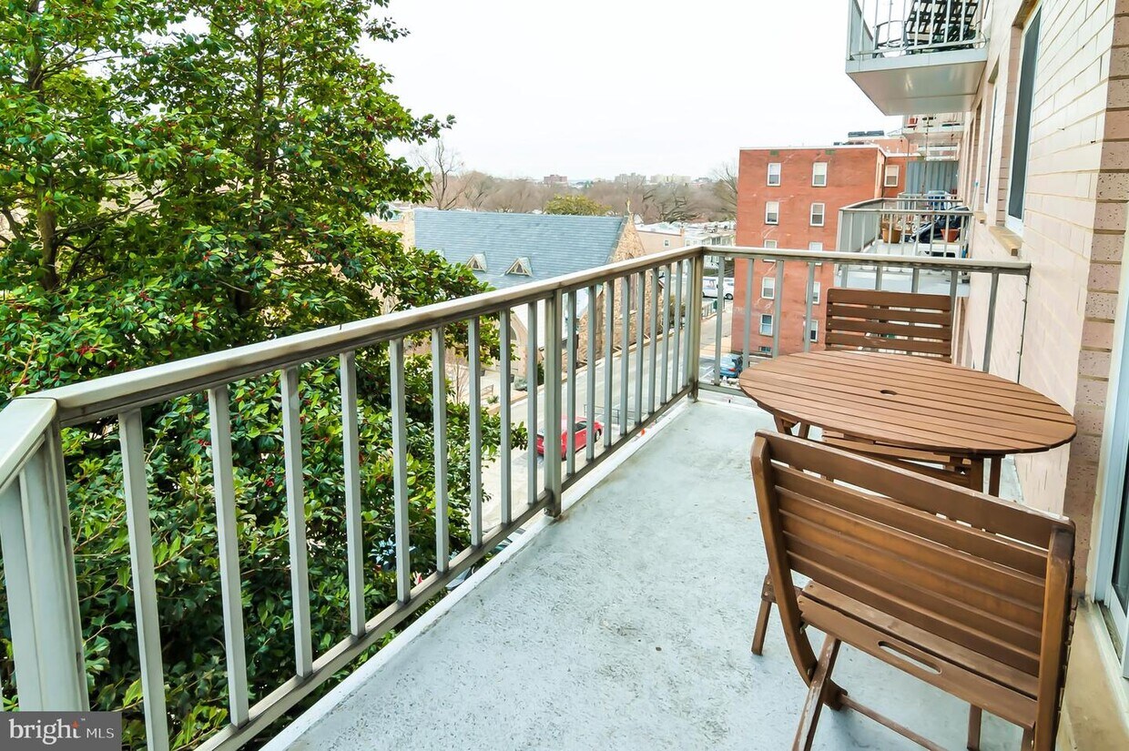 2829 Connecticut Ave NW Unit 501, Washington, DC 20008 Room for Rent