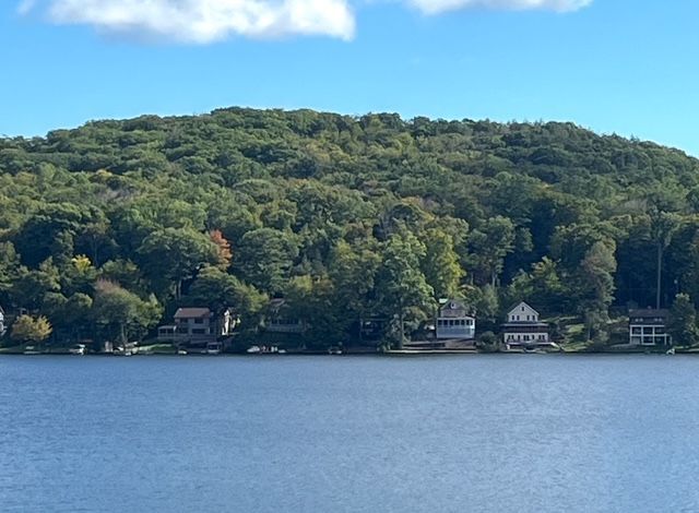 Foto del edificio - 880 W Wakefield Blvd