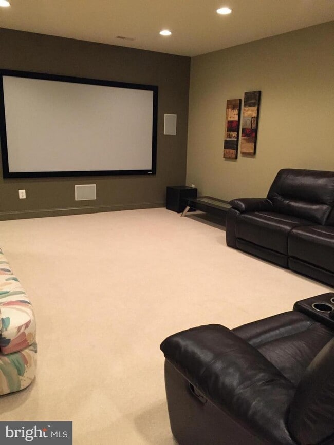 Building Photo - 41815 Bristow Manor Dr