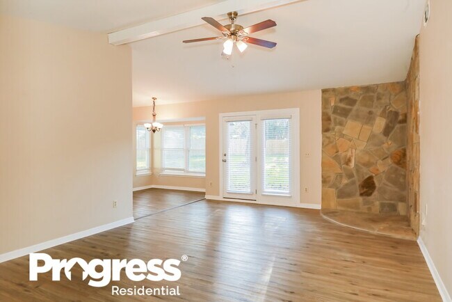 Foto del edificio - 2911 Justin Ct