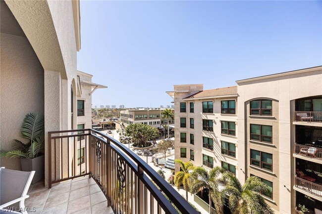 Building Photo - 9123 Strada Pl