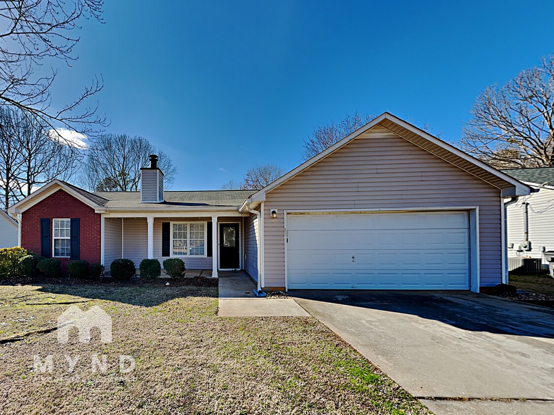 Foto principal - 185 Waters Edge Dr